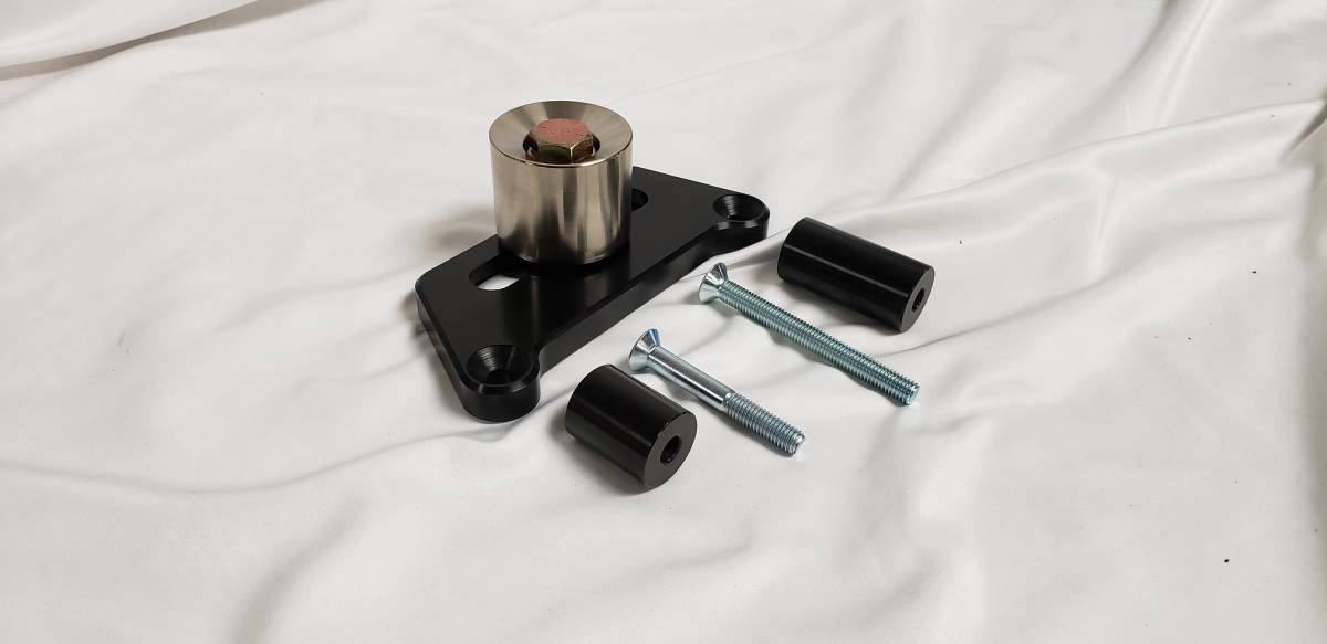 03-04 COBRA ADJUSTABLE IDLER