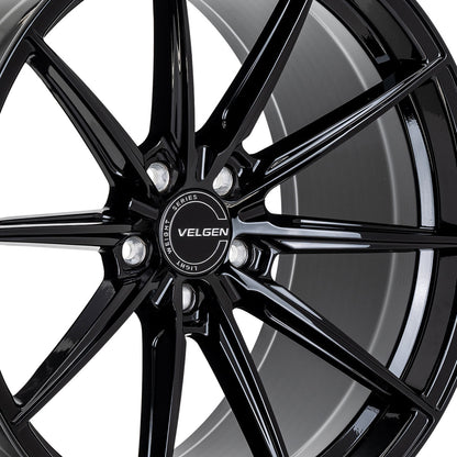 2005+ Ford Mustang Velgen VF10 Wheel Set (Set of 4) - Gloss Black - 20x9.5/20x10.5
